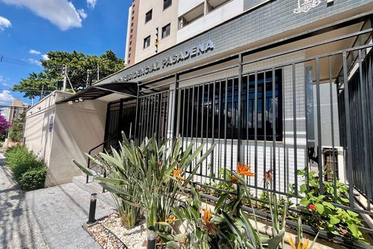 Fachada do Prédio de apartamento à venda com 2 quartos, 75m² em Cambuí, Campinas