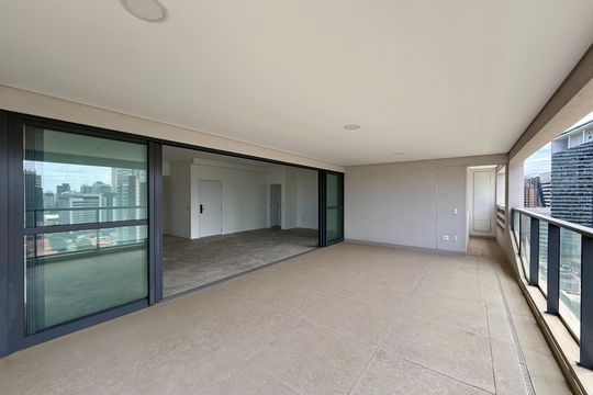 Varanda da Sala de apartamento à venda com 3 quartos, 227m² em Chácara Santo Antônio (Zona Sul), São Paulo