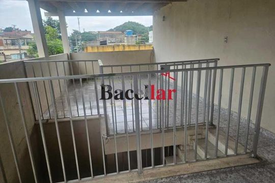 Casa à venda com 3 quartos, 75m² em Piedade, Rio de Janeiro