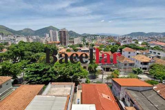 Casa à venda com 3 quartos, 400m² em Engenho de Dentro, Rio de Janeiro