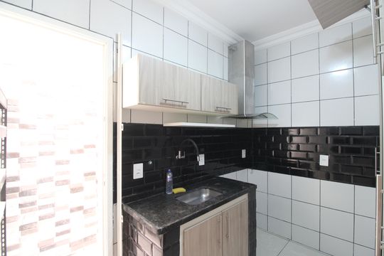 Cozinha de casa de condomínio à venda com 2 quartos, 100m² em Curicica, Rio de Janeiro