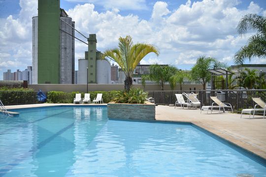 Área comum - Piscina de apartamento à venda com 2 quartos, 70m² em Campestre, Santo André