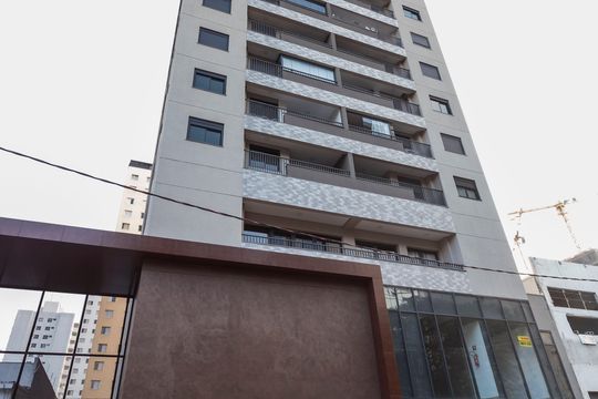 Fachada de kitnet/studio para alugar com 1 quarto, 30m² em Moema, São Paulo