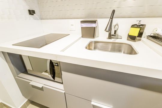 Cozinha de kitnet/studio para alugar com 1 quarto, 30m² em Moema, São Paulo