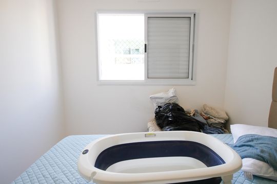 Quarto 1 de apartamento para alugar com 2 quartos, 58m² em Guilhermina, Praia Grande