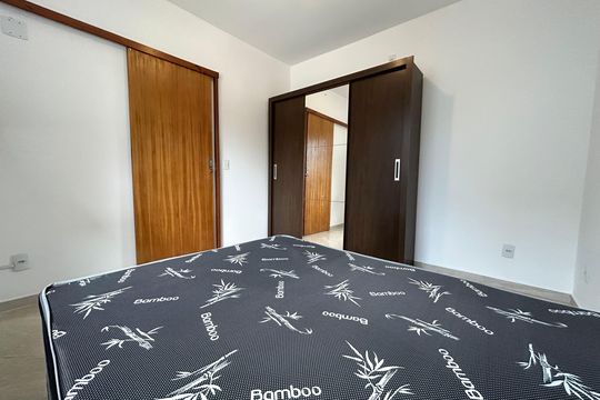Quarto de apartamento para alugar com 1 quarto, 42m² em São João do Rio Vermelho, Florianópolis
