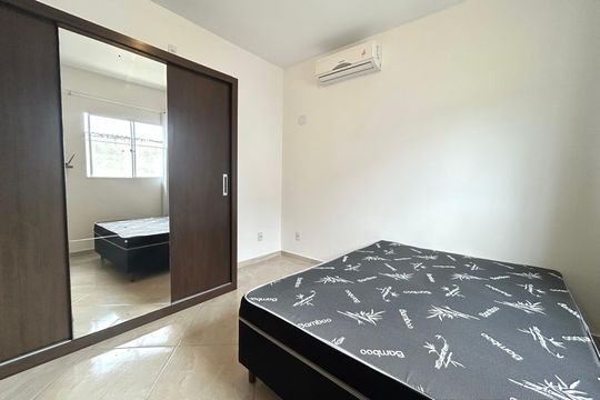 Apartamento para alugar com 1 quarto, 42m² em São João do Rio Vermelho, Florianópolis