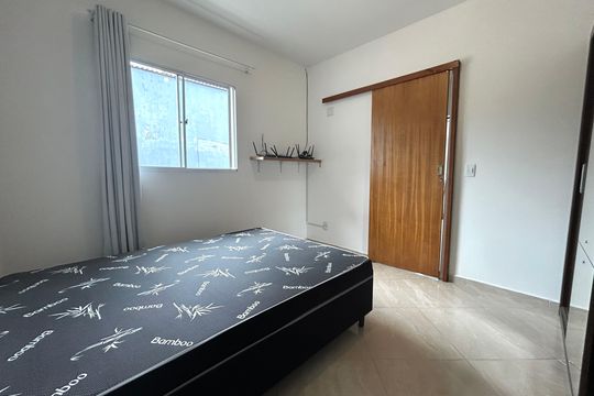 Quarto de apartamento para alugar com 1 quarto, 42m² em São João do Rio Vermelho, Florianópolis