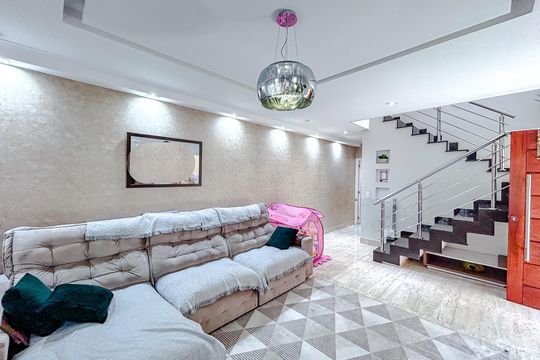Sala de casa à venda com 3 quartos, 235m² em Penha de França, São Paulo