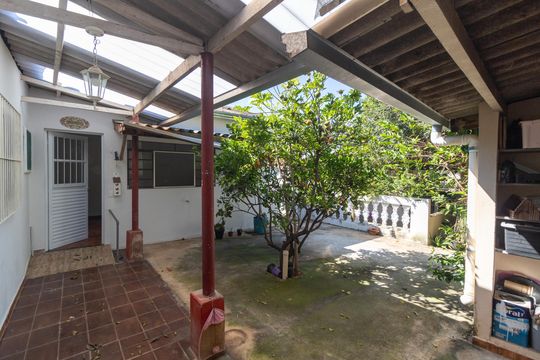 Quintal de casa à venda com 3 quartos, 188m² em Jardim Santa Lúcia, Campinas