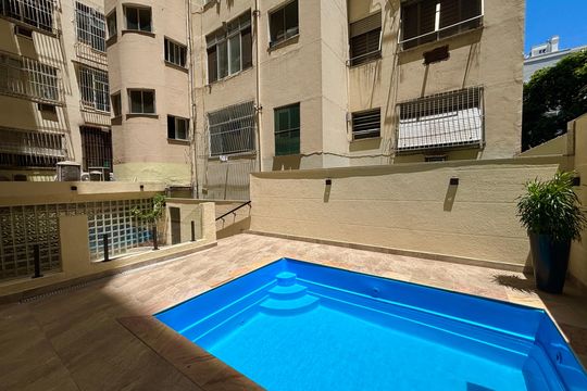 Área comum - piscina de apartamento à venda com 2 quartos, 140m² em Copacabana, Rio de Janeiro