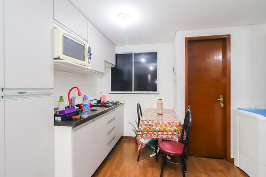 Cozinha de apartamento para alugar com 2 quartos, 42m² em Vila Brasil, São Paulo