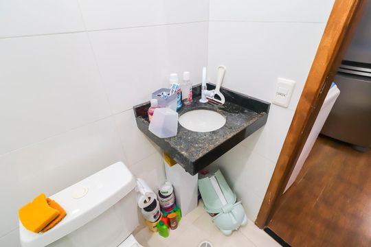 Banheiro de apartamento para alugar com 2 quartos, 42m² em Vila Brasil, São Paulo