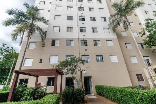 Fachada do bloco de apartamento para alugar com 2 quartos, 44m² em Parque Pirajussara, São Paulo