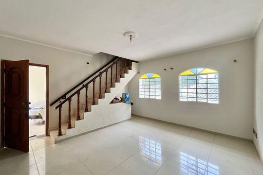 Sala de casa para alugar com 3 quartos, 180m² em Jardim Independência, Campinas