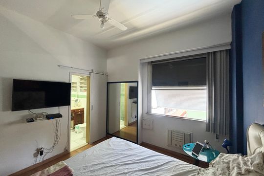 Suíte de apartamento à venda com 2 quartos, 103m² em Humaitá, Rio de Janeiro