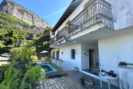 Apartamento à venda com 4 quartos, 333m² em Leblon, Rio de Janeiro