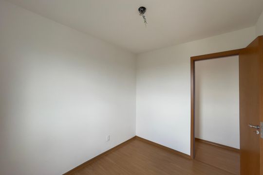 Quarto 1 de apartamento para alugar com 2 quartos, 44m² em Vila Cosmopolita, São Paulo