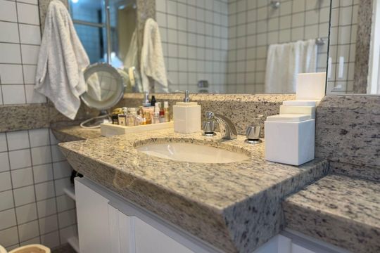 Apartamento à venda com 3 quartos, 95m² em Savassi, Belo Horizonte