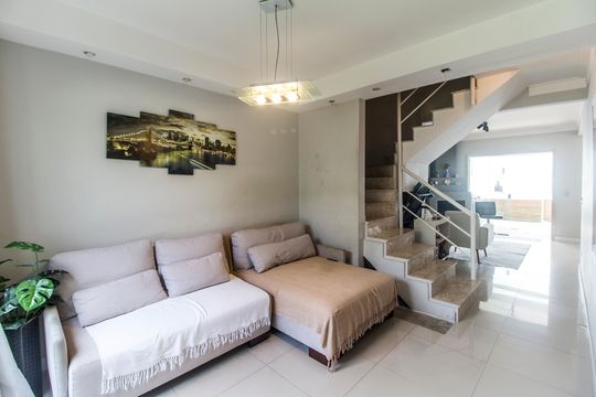 Sala de casa à venda com 3 quartos, 170m² em Tamboré, Santana de Parnaíba