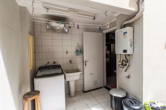 Área de Serviço de casa à venda com 3 quartos, 170m² em Tamboré, Santana de Parnaíba