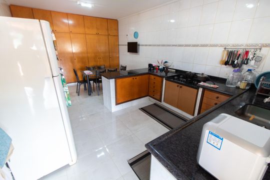 COZINHA de casa à venda com 4 quartos, 450m² em Fazenda Santa Cândida, Campinas