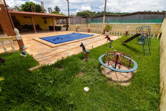 ÁREA EXTERNA de casa à venda com 4 quartos, 450m² em Fazenda Santa Cândida, Campinas