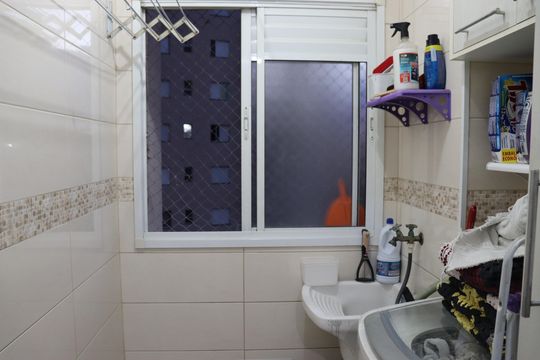 Área de Serviço de apartamento à venda com 2 quartos, 59m² em Jardim Tupanci, Barueri