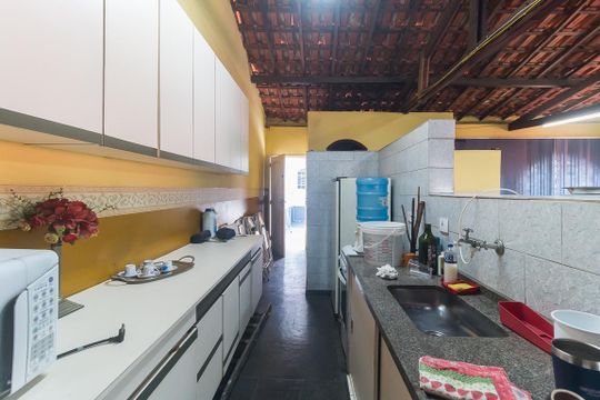 Salão de casa para alugar com 4 quartos, 560m² em Vila Perreli, Poá