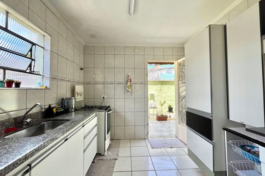 Cozinha de casa à venda com 2 quartos, 130m² em Americanópolis, São Paulo