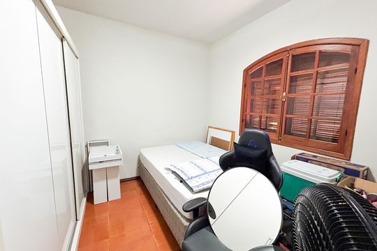 Casa à venda com 4 quartos, 290m² em Canaa, Belo Horizonte