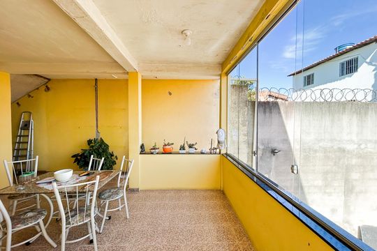 Casa à venda com 4 quartos, 290m² em Canaa, Belo Horizonte