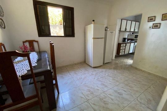 Casa à venda com 3 quartos, 240m² em Maria Paula, Niterói
