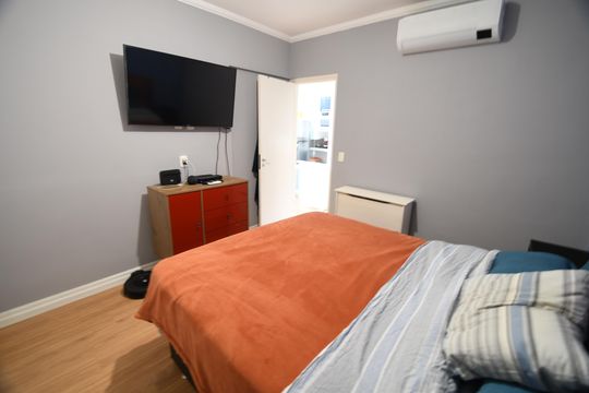 Quarto de apartamento à venda com 1 quarto, 58m² em Centro, Campinas