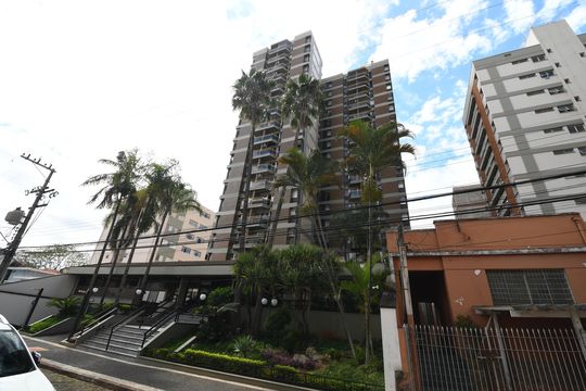 Fachada do Prédio de apartamento à venda com 1 quarto, 58m² em Centro, Campinas