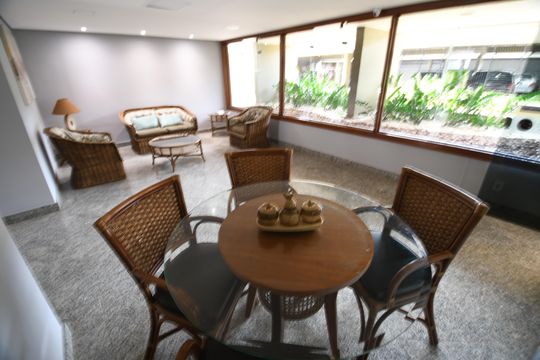 Hall social de apartamento à venda com 1 quarto, 58m² em Centro, Campinas