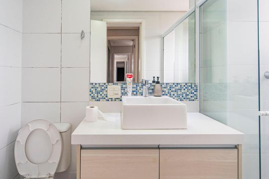 Banheiro Social de apartamento à venda com 2 quartos, 87m² em Vila Homero Thon, Santo André