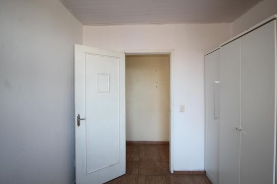 Quarto 1 de apartamento à venda com 2 quartos, 50m² em São Geraldo, Porto Alegre