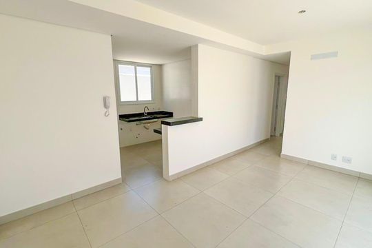 Apartamento à venda com 3 quartos, 157m² em Padre Eustáquio, Belo Horizonte
