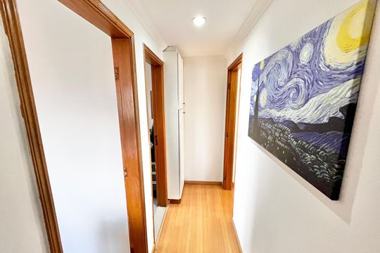 Corredor de apartamento à venda com 2 quartos, 82m² em Água Fria, São Paulo
