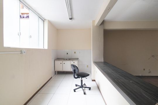 Cozinha de apartamento à venda com 1 quarto, 178m² em Centro Histórico, Porto Alegre