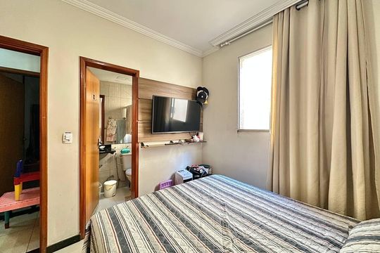 Apartamento à venda com 3 quartos, 76m² em Planalto, Belo Horizonte