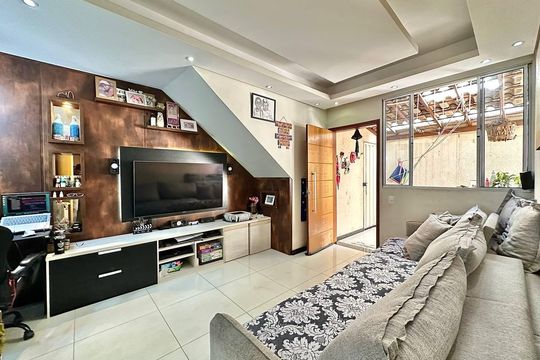 Apartamento à venda com 3 quartos, 76m² em Planalto, Belo Horizonte