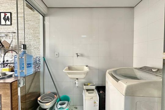 Apartamento à venda com 3 quartos, 76m² em Planalto, Belo Horizonte