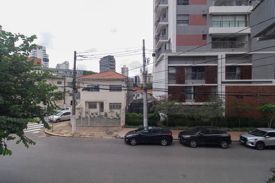 Vista da Suíte 1 de casa à venda com 4 quartos, 440m² em Vila Mariana, São Paulo