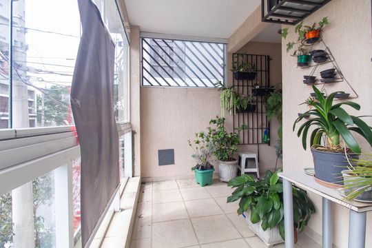 Varanda da Suíte 1 de casa à venda com 4 quartos, 440m² em Vila Mariana, São Paulo