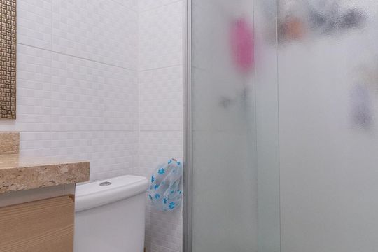 Banheiro de apartamento à venda com 2 quartos, 49m² em Vila Silvia, São Paulo