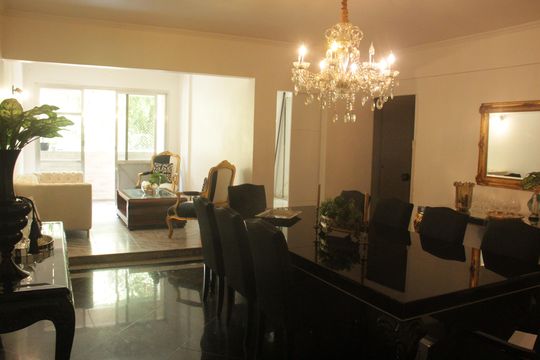 Apartamento para alugar com 3 quartos, 230m² em José Menino, Santos