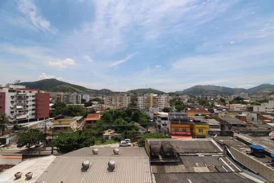 Casa à venda com 3 quartos, 500m² em Taquara, Rio de Janeiro