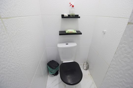 Banheiro de casa de condomínio à venda com 2 quartos, 170m² em Jacarepaguá, Rio de Janeiro